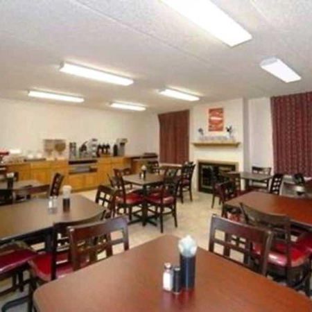 Econo Lodge At Nasa Webster Restaurante foto